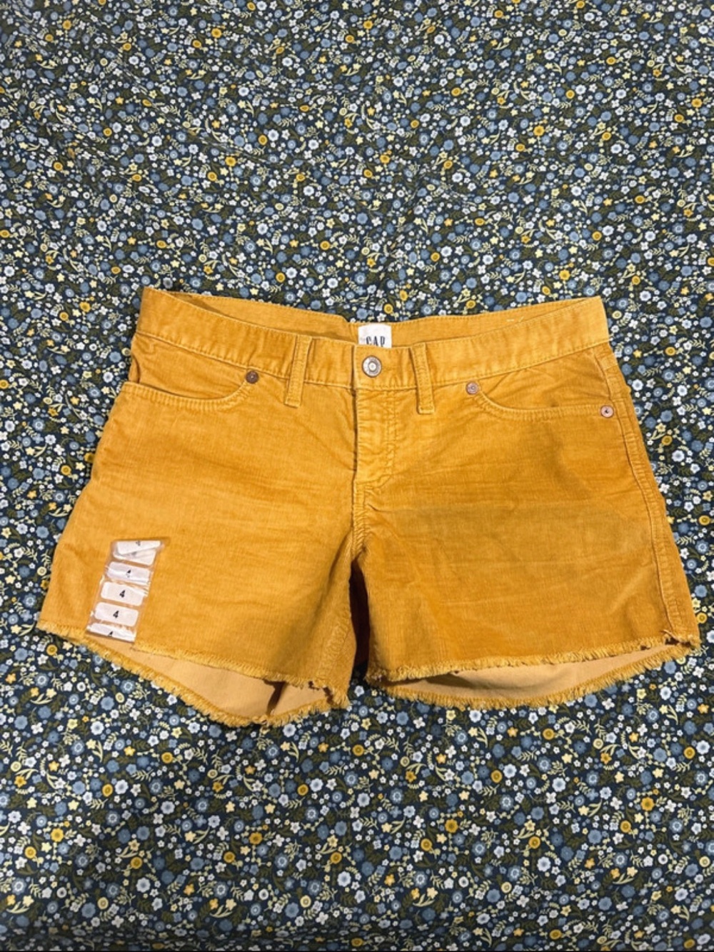GAP High-Rise Mustard Corduroy Shorts